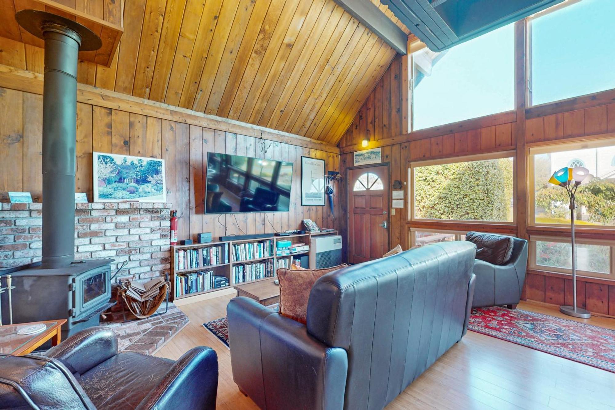 Вилла Whalesong House Тринидад Экстерьер фото